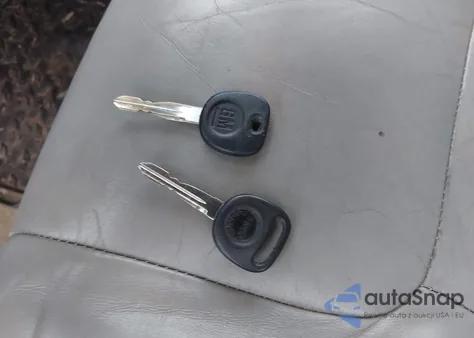 2005 Chevrolet Equinox Lt из США, поврежденный, VIN 2CNDL73F656028607